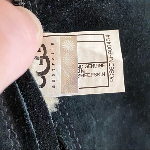 UGG Sz 7 LILLIAN Tall Black Suede Leather/Sheepskin Boots Studded Stacked Heel - Picture 8 of 10